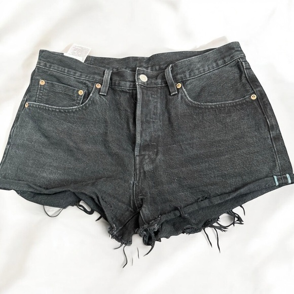 Levi's Black Jean Shorts with High-Waisted Cut-Off Style - Picture 1 of 5